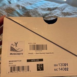 Size 9 black lace up wedge espadrille